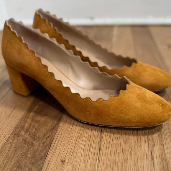 Chloé Lauren Suede Scallop Block Heel Pump 41 Tan - Picture 1 of 12